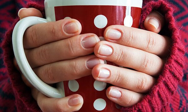 "Pijesz kiepską kawę i powtarzasz – co za różnica! Wyciągasz brzydkie kubki z szafki i nie czerpiesz z nich radości": Życie i tak toczy się dalej