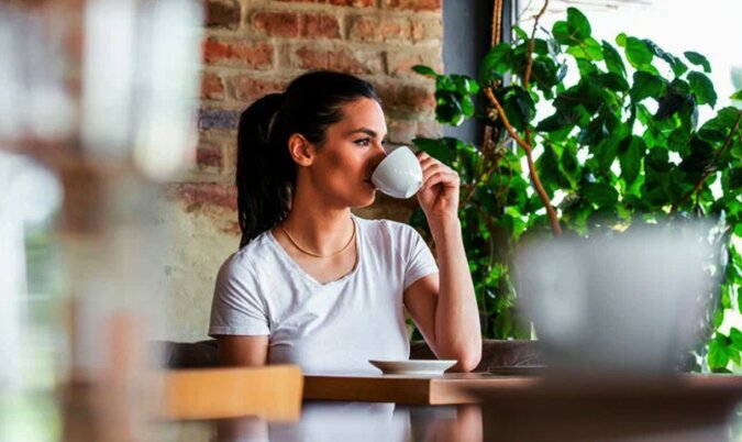 Naukowcy obliczyli, ile kawy trzeba wypić, aby żyć dłużej