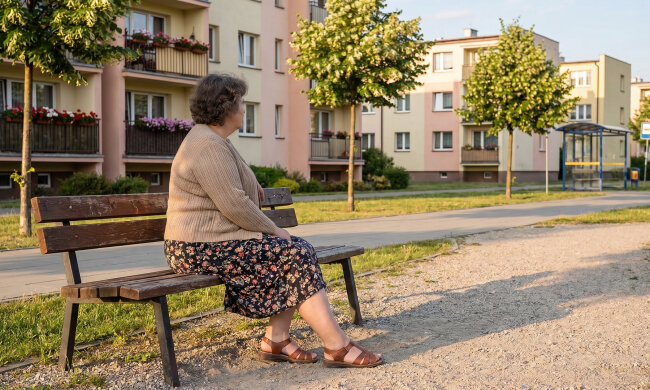 Od siedmiu lat biorę wnuki na całe wakacje, żeby córka z zięciem mogli odpocząć we dwoje. W tym roku dostałam skierowanie do sanatorium na lipiec. Córka powiedziała: „mamo, sanatorium ci nie ucieknie, a Chorwacja już opłacona"