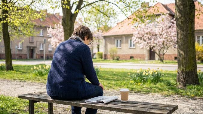 Na rachunku męża znalazłam przelew na 1000 zł miesięcznie. Nie na kochankę - na dom opieki. Przez trzy lata płacił za mojego ojca, o którym ja sama nie chciałam słyszeć
