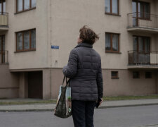 Poręczyłam córce kredyt na samochód. Córka straciła pracę, przestała płacić raty. Bank dzwoni teraz do mnie trzy razy dziennie. Córka nie odbiera telefonu - ani bankowi, ani mnie