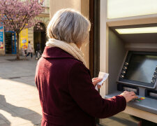 Syn poprosił, żebym podpisała pełnomocnictwo do mojego konta - mówił, że na wszelki wypadek, gdyby coś mi się stało. Podpisałam w poniedziałek