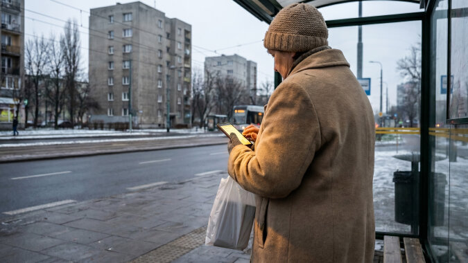 Syn najpierw poprosił, żebym nie dzwoniła do niego w pracy. Potem żebym pisała tylko w nagłych wypadkach. W grudniu napisałam, że jadę do szpitala. Odczytał po trzech dniach