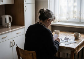 Po pogrzebie męża brat powiedział mi, że przez lata pożyczał mu pieniądze - w sumie 80 tysięcy. Pokazał mi pokwitowania z podpisem męża. Teraz pyta, kiedy oddam