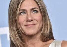 Spójrz na Jennifer Aniston bez makijażu i stylizacji - jest piękna