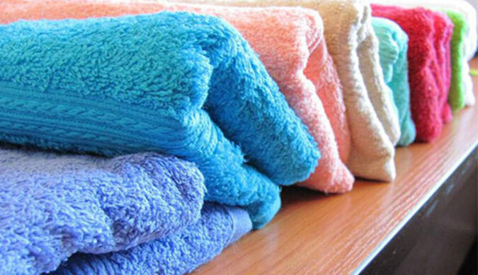 Skuteczny sposób na nadanie ręcznikom frotte miękkości po praniu