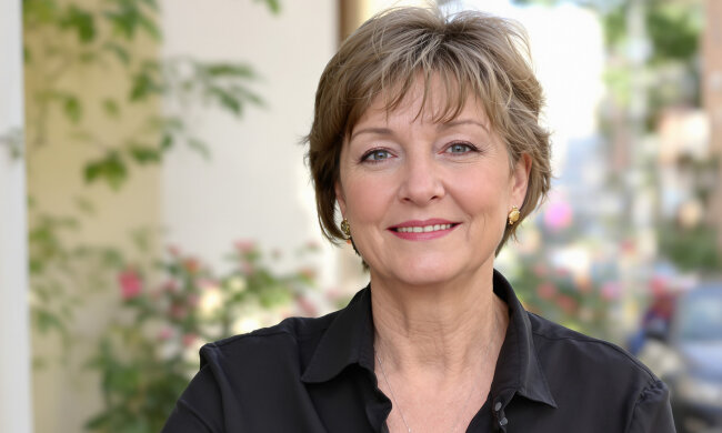 "Zdrada męża - to nie jest coś, co się po prostu zapomina": Po latach spotkałam kobietę, którą mój mąż kiedyś zdradził. I nie spodziewałam się, co od niej usłyszę