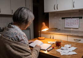 Umówiliśmy się z rodzeństwem, że mamą zajmiemy się po kolei - po miesiącu u każdego. Mama jest u mnie od czternastu miesięcy. Brat mówi, że u mnie jest jej najlepiej