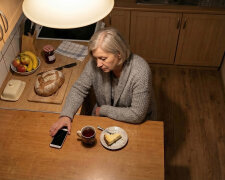 Córka dzwoni tylko wtedy, kiedy potrzebuje, żebym wzięła wnuki. W zeszłym tygodniu zadzwoniłam ja - zapytać, jak się czuje. Rozłączyła się po dwóch minutach