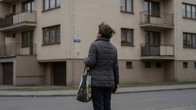 Poręczyłam córce kredyt na samochód. Córka straciła pracę, przestała płacić raty. Bank dzwoni teraz do mnie trzy razy dziennie. Córka nie odbiera telefonu - ani bankowi, ani mnie