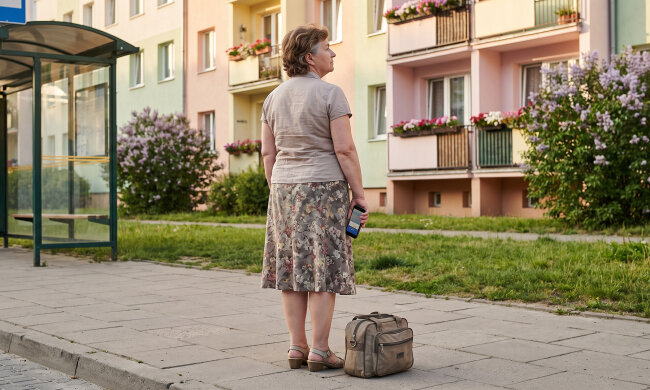 Od pięciu lat zostaję z wnukami w każde wakacje, żeby córka z mężem mogli wyjechać we dwoje. W tym roku pięcioletni Kacper zapytał, dlaczego mama mówi, że babcia i tak nie ma nic lepszego do roboty