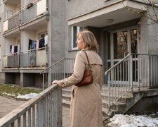 Mąż umarł w lutym. Poszłam do banku zamknąć jego konto, a urzędniczka zapytała, czy zamykamy też to drugie. Z tego drugiego co miesiąc, od lat, szły przelewy na nazwisko, którego nie znam