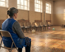 Pracowałam jako sprzątaczka w szkole przez dwadzieścia trzy lata. W czerwcu na zakończeniu roku szóstoklasistka wstała przy wszystkich i powiedziała: "Chcę podziękować pani Grażynie"