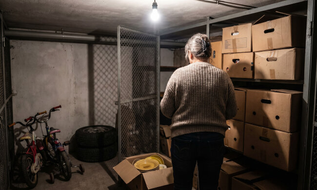 Dałam bratu klucze do piwnicy, żeby trzymał tam rowery dzieci na zimę. Przyjechałam wiosną - w piwnicy stały dwie opony, skuter i trzynaście skrzynek z rzeczami, o których nie pytał