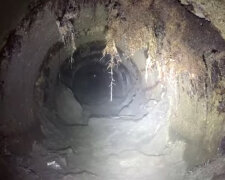 Chłopcy uratowali szczeniaka, który utknął w tunelu