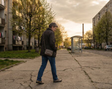 Pożyczyłam koleżance z pracy 8 tysięcy na naprawę dachu. Oddawała po 200 złotych miesięcznie. Po sześciu miesiącach przestała. Kiedy zapytałam, powiedziała: "Halinka, ja ci oddaję - w innej walucie"