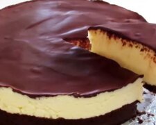 Tort „bounty” bez pieczenia i żelatyny. Delikatny i pyszny