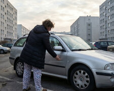 Pożyczyłam kuzynowi samochód na przeprowadzkę. Oddał go po dwóch tygodniach z pustym bakiem, rysą na drzwiach i pogiętym zderzakiem