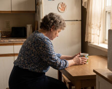Pilnuję wnuka trzy dni w tygodniu, od zeszłego roku. Na jego urodzinach synowa dziękowała swojej mamie za pomoc - że bez niej by nie dała rady. Siedziałam naprzeciwko