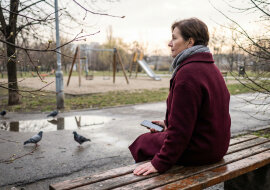 Po trzydziestu latach małżeństwa mąż zaczął chodzić na siłownię, schudł piętnaście kilo i kupił sobie nowe ubrania. Ucieszyłam się - myślałam, że dba o zdrowie. Potem przypadkiem zobaczyłam, że zmienił hasło do telefonu