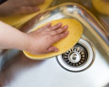 Kuchnia jest teraz czystsza i przytulniejsza. Dowiedziałam się jak w Chinach czyszczą zlew do połysku i od razu postanowiłam wykorzystać ten sposób