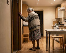 Syn i córka podzielili się opieką nade mną - syn płaci za leki, córka przychodzi w weekendy. Problem w tym, że syn odlicza każdą złotówkę i mówi, że córka robi za mało
