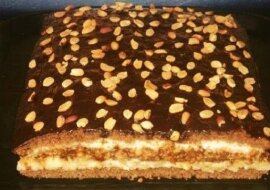Ciasto „Domowe”. Wykonuje się łatwo i z prostych składników, a co najważniejsze zaskakuje smakiem