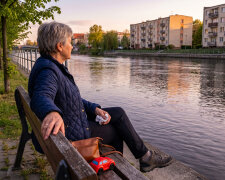 "Zajmowałam się wnukiem przez dwa tygodnie, lecz synowa nie tylko nie podziękowała, ale zrobiła awanturę": Powiedziała, że mam nieprawidłowe podejście do wychowania dziecka