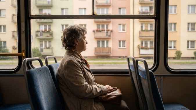 Przez dwa lata co miesiąc dokładałam córce 700 złotych do raty kredytu, bo bała się, że stracą mieszkanie. Wczoraj wstawiła zdjęcie nowej kuchni za 30 tysięcy z podpisem: „wszystko sami, bez niczyjej łaski"