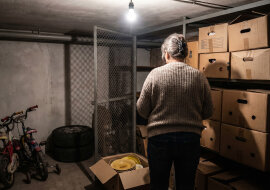 Dałam bratu klucze do piwnicy, żeby trzymał tam rowery dzieci na zimę. Przyjechałam wiosną - w piwnicy stały dwie opony, skuter i trzynaście skrzynek z rzeczami, o których nie pytał