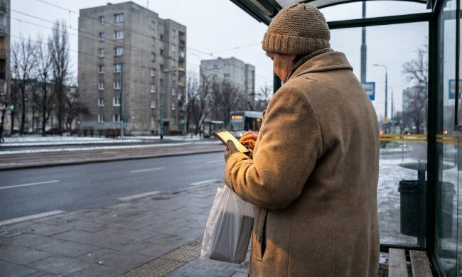 Syn najpierw poprosił, żebym nie dzwoniła do niego w pracy. Potem żebym pisała tylko w nagłych wypadkach. W grudniu napisałam, że jadę do szpitala. Odczytał po trzech dniach