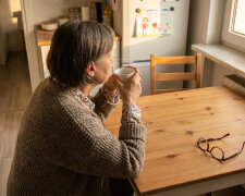 Siedzę z wnukami pięć dni w tygodniu, od siódmej do osiemnastej. Synowa mówi, że «to przecież przyjemność, nie praca». W zeszłym miesiącu poprosiłam o weekend wolny - chciałam pojechać do siostry