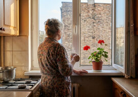 Wnuczka mieszkała u mnie przez rok, bo studiowała w naszym mieście. Kiedy skończyła rok, powiedziała babci z drugiej strony, że u niej było "jak w domu". U mnie - że "trochę ciasno".